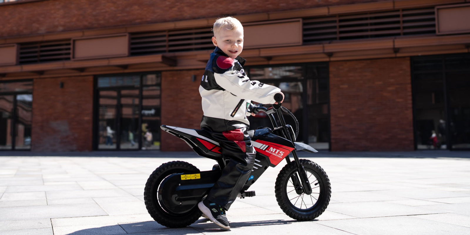 How to Choose a Safe and Certified Kids Dirt Bike for European Off-Road Fun