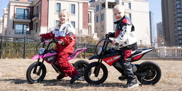 Mega Motion Hoverboard mit Sitz & Kindermotorrad: Der ultimative Fahrspaß für Kinder